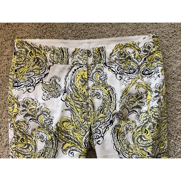 Ann Taylor, Carnegie Crop Pants, Mid-Rise,  Yellow Floral Print, Size: 8 - Picture 3 of 7